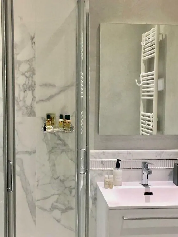 Booking Florence Apartment