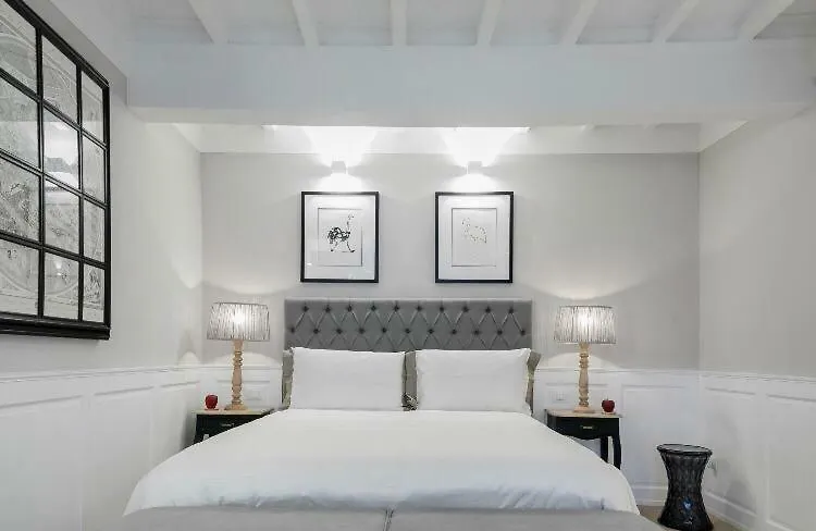 Booking Florence Apartment